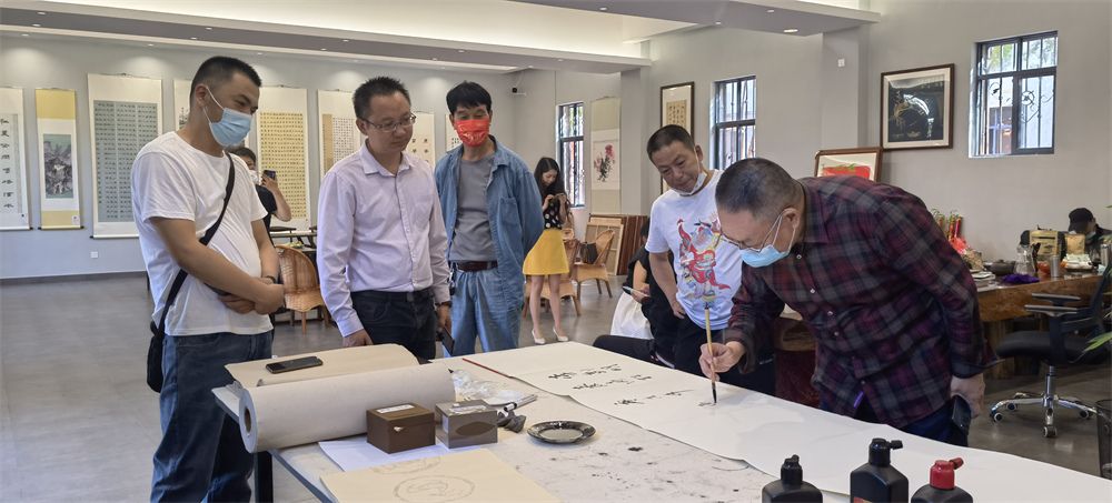翰墨丹青繪威楚，青春風華映滇中——記“威楚風”楚雄第六屆青年書畫作品聯(lián)展