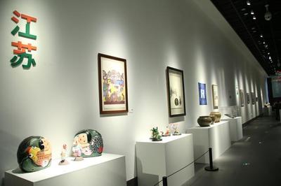 丹青共繪江南韻 長三角藝術(shù)融合交流展，一展盡覽滬蘇浙皖文化魅力
